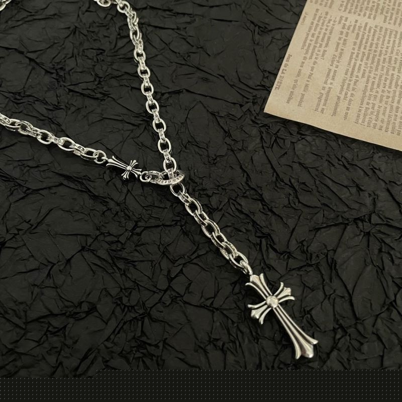 Ch**me He**ts necklaces